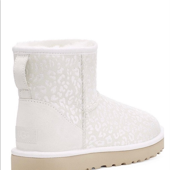 Ugg Classic Mini Snow Leopard - Picture 2 of 5